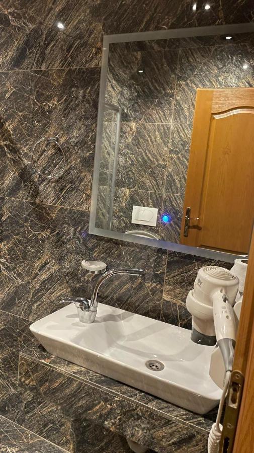 Hotel Emka Тетово Екстер'єр фото